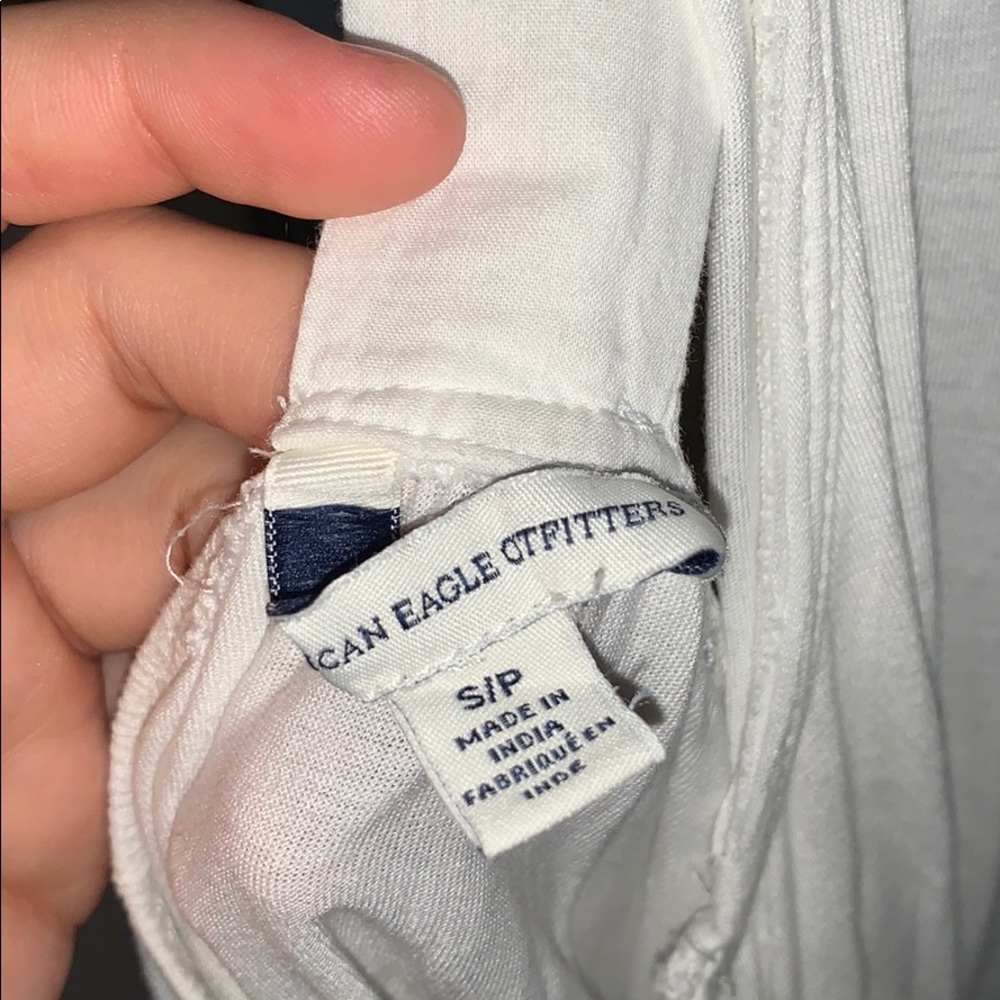 AEO Tank - Picture 3 of 3